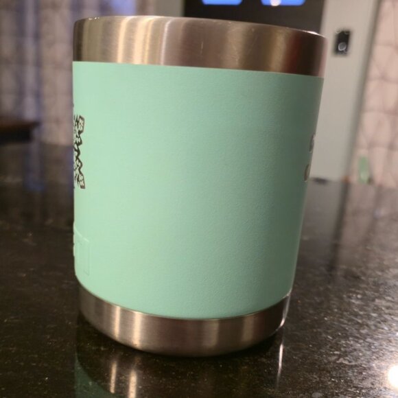 Yeti Engraved Tiffany Blue Stainless Tumbler Snowflake Design 10Oz Seafoam - Picture 3 of 11